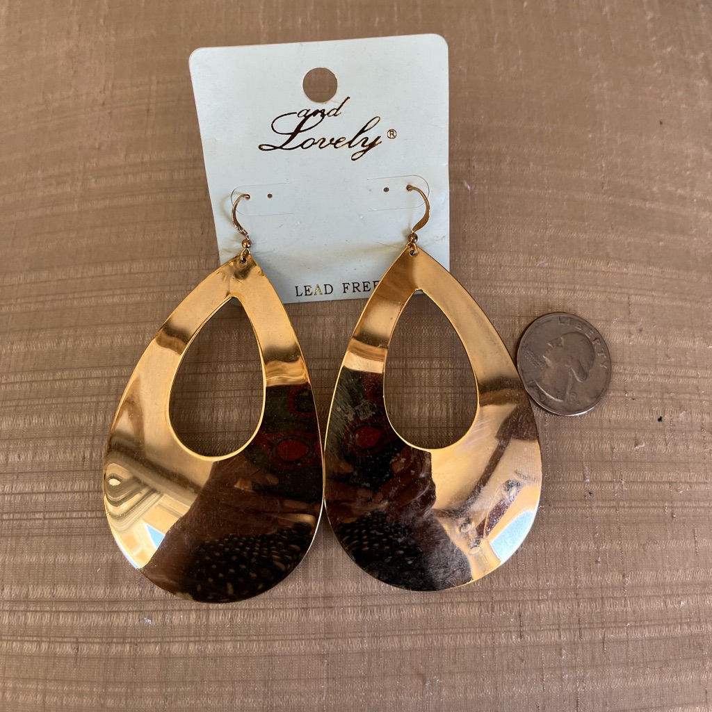 Gold Gold Drops Earrings
